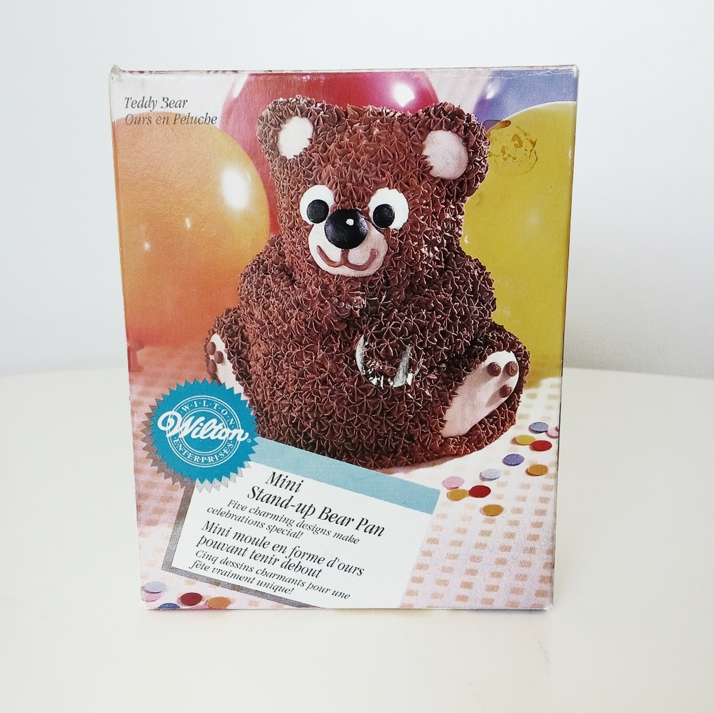 Wilton bear mold